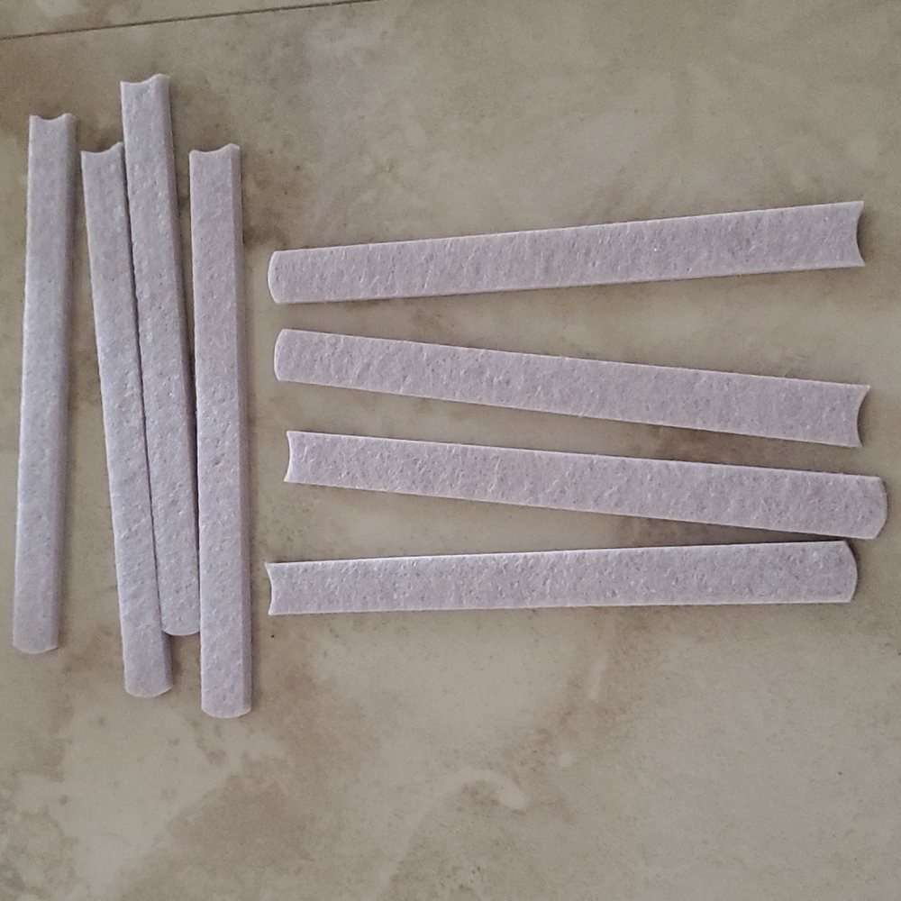 SALE! Bundle of (8) 6" felt pads nwot